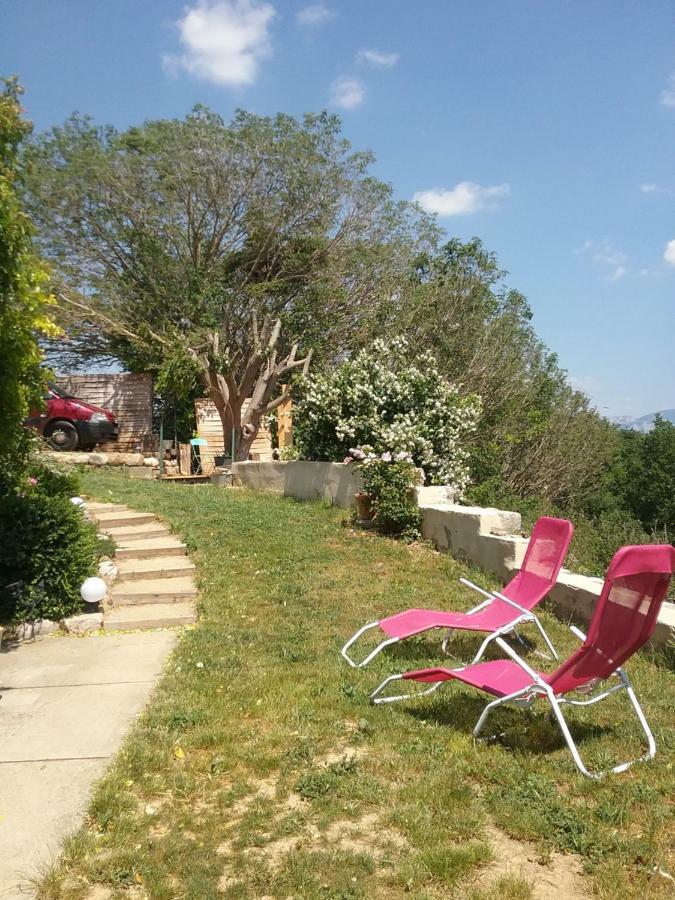 Le Petit Fabre Montagnac (Alpes-de-Haute-Provence) Exterior foto