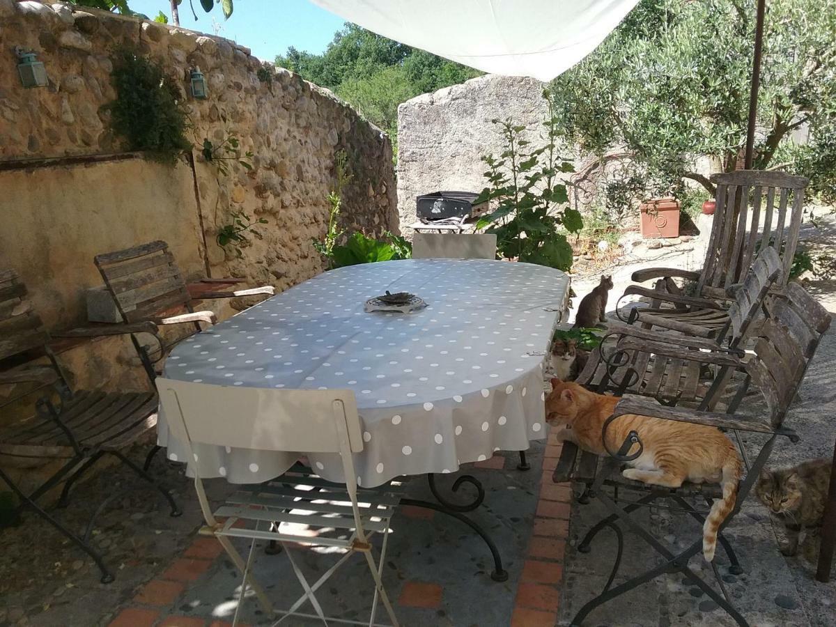 Le Petit Fabre Montagnac (Alpes-de-Haute-Provence) Exterior foto